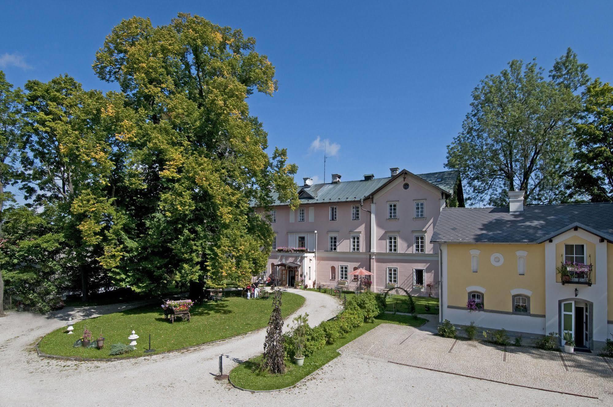 Schlosshotel Zamek Zdíkov Dış mekan fotoğraf